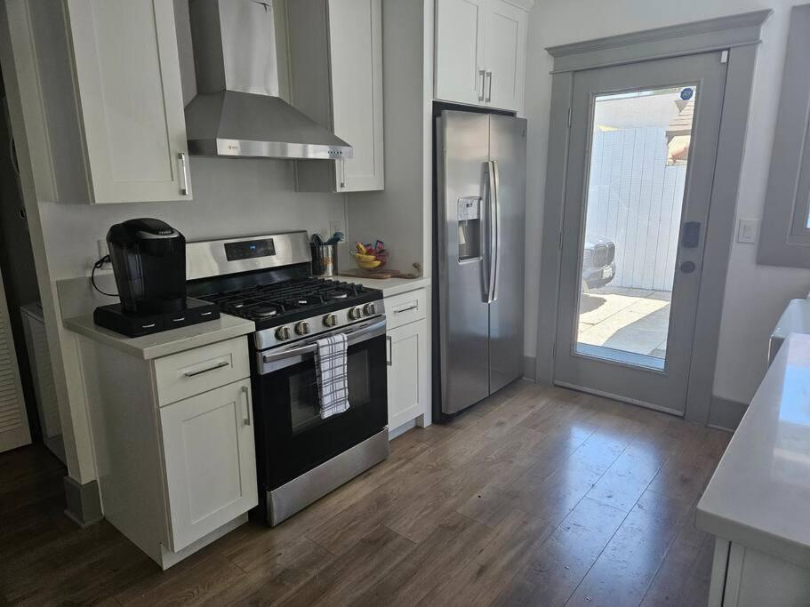 Entire Home In Historic Long Beach Close To Shops Exterior photo